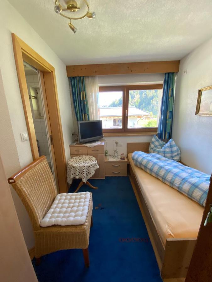 Gaestehaus Waltraud Längenfeld Buitenkant foto