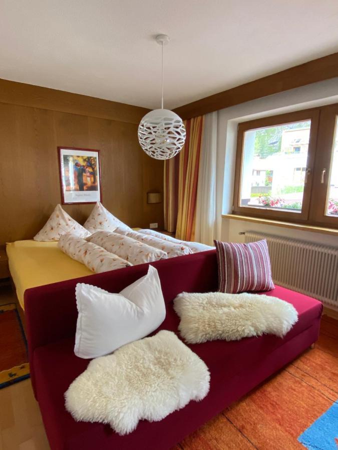 Gaestehaus Waltraud Längenfeld Buitenkant foto