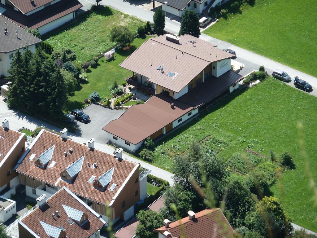 Gaestehaus Waltraud Längenfeld Buitenkant foto